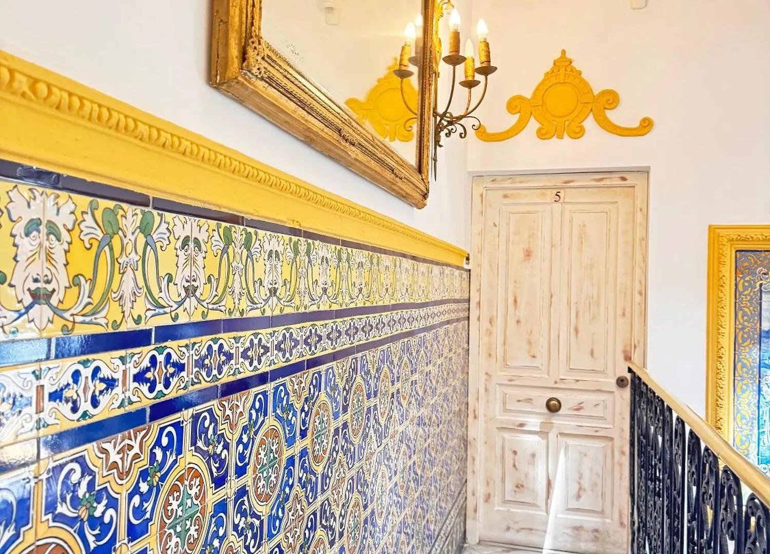 Privatunterkunft Palace House Hercules - Apartments Sevilla