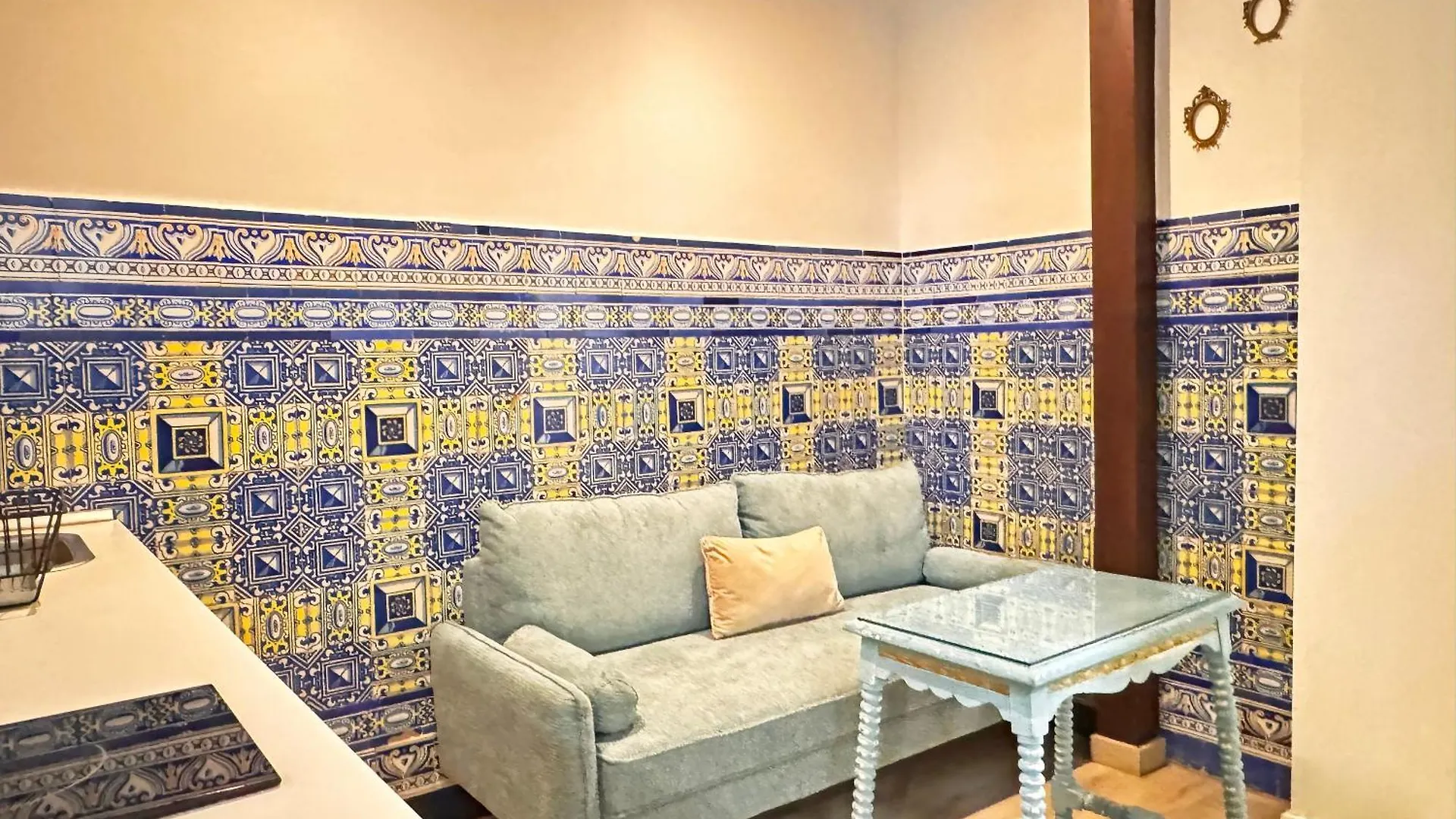Palace House Hercules - Apartments Sevilla
