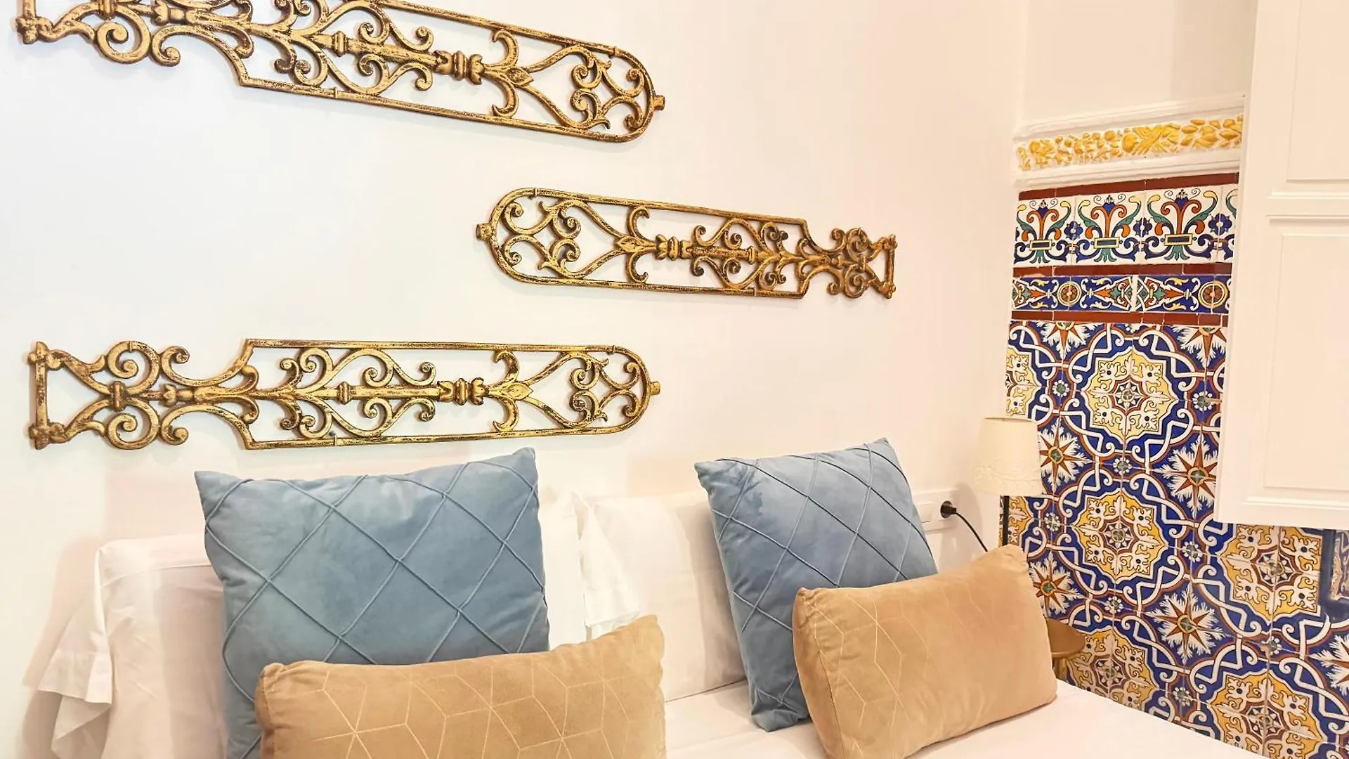 Palace House Hercules - Apartments Seville 0*,  Spain