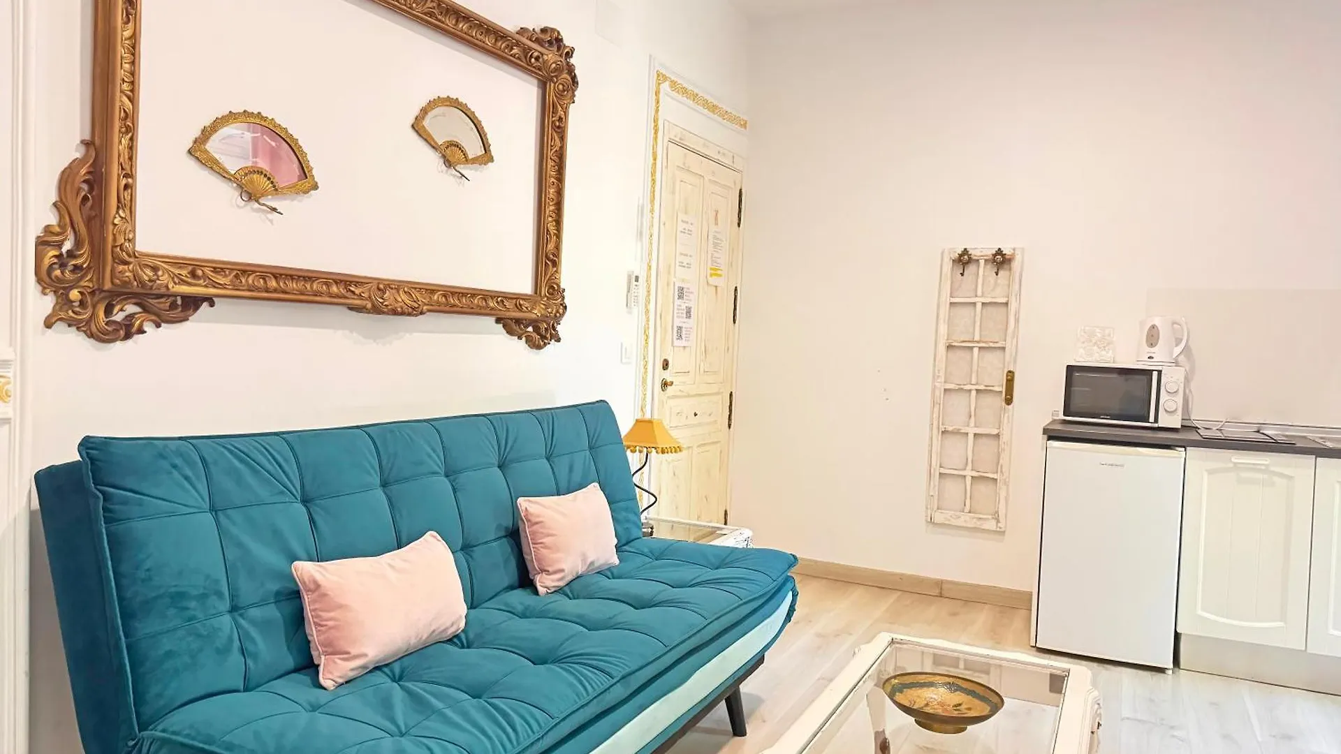 Palace House Hercules - Apartments Seville