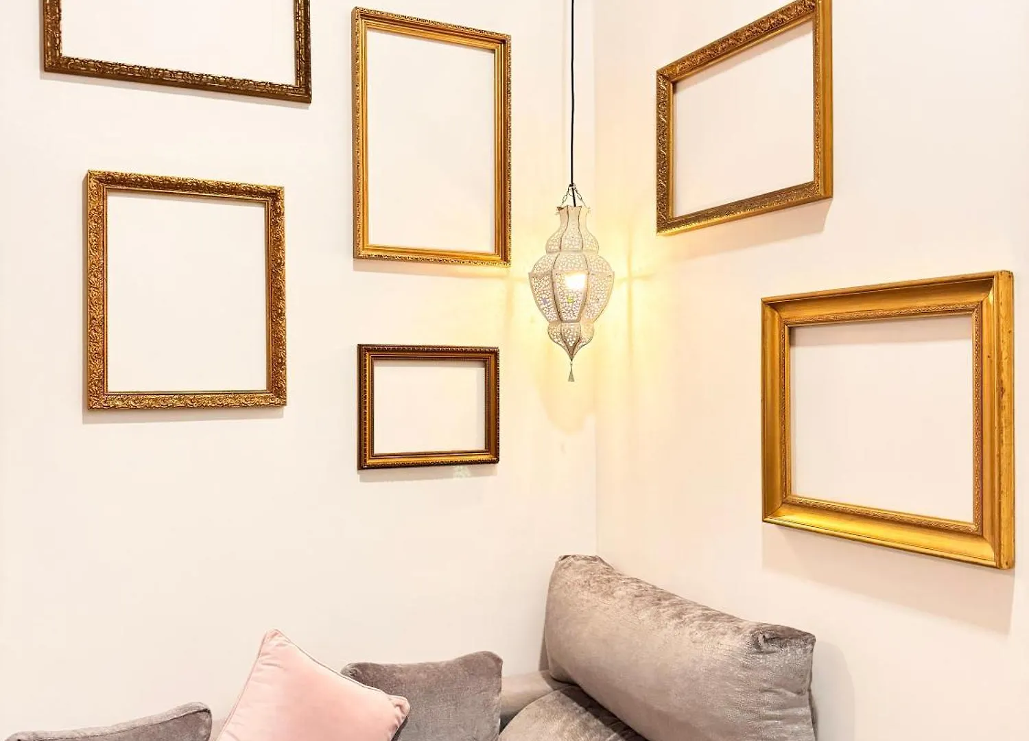 Palace House Hercules - Apartments Seville Spain