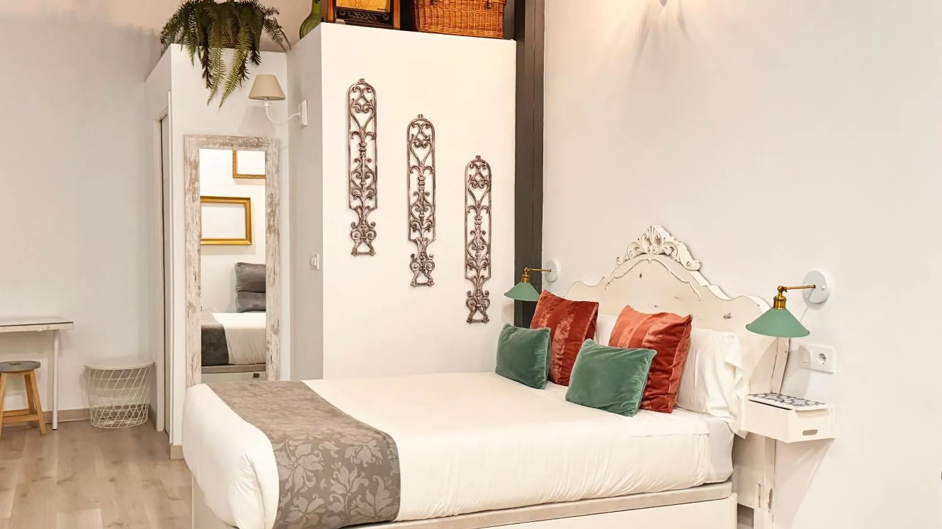 Privatunterkunft Palace House Hercules - Apartments Sevilla