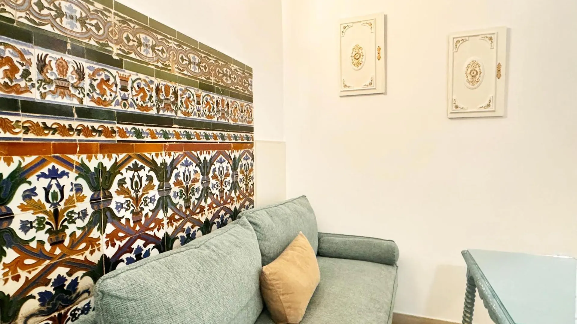 Privatunterkunft Palace House Hercules - Apartments Sevilla