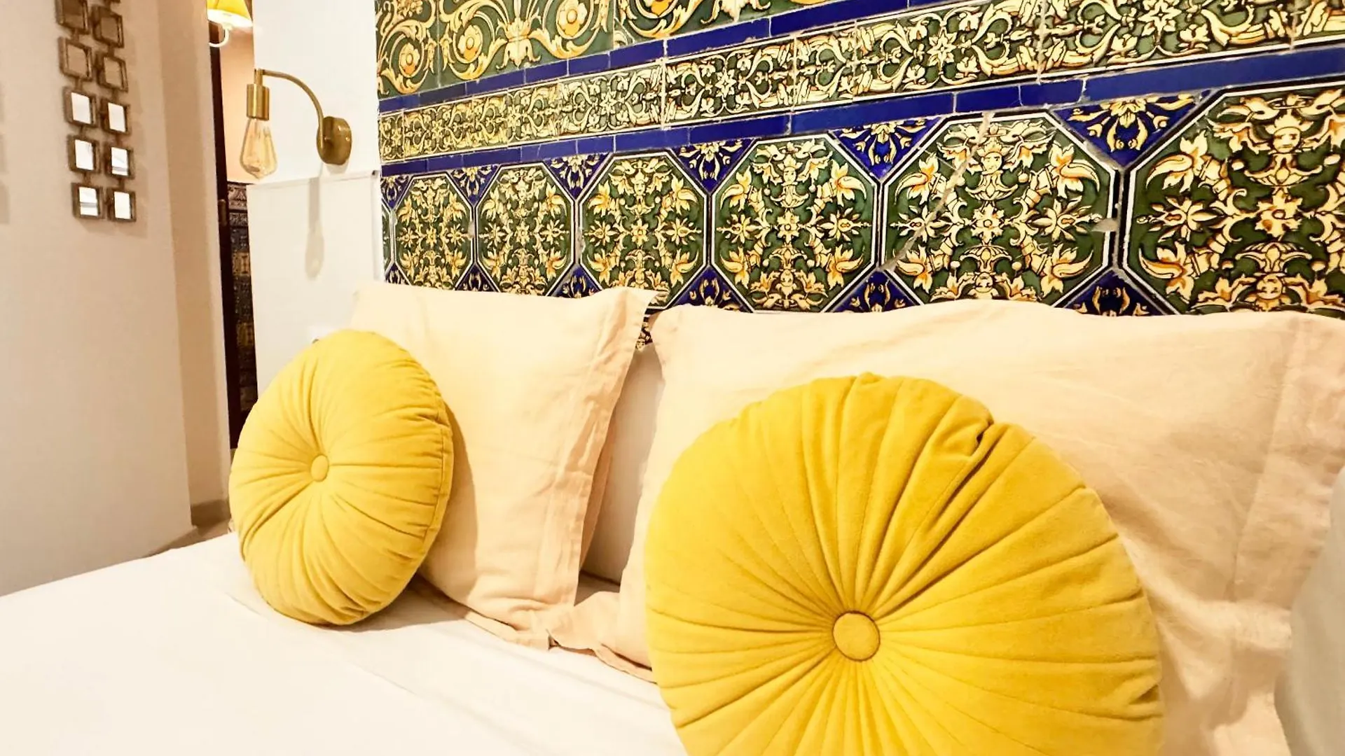 Privatunterkunft Palace House Hercules - Apartments Sevilla