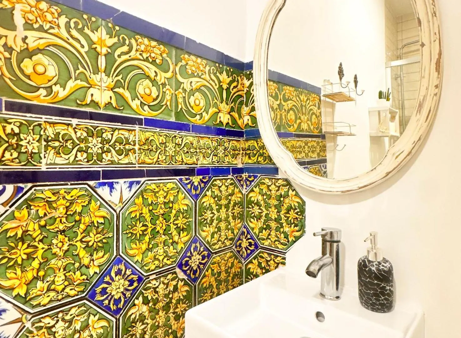 Palace House Hercules - Apartments Sevilla 0*,  Spanien