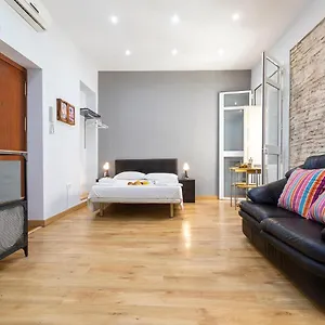 https://livemalaga-letrn-apartment.1costadelsol.com