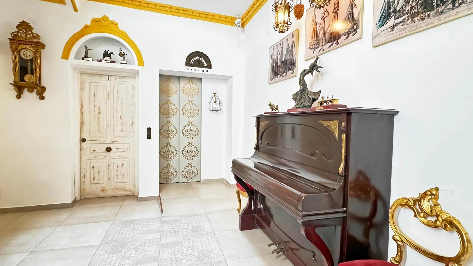 Palace-House Hércules 92 Siviglia Spagna