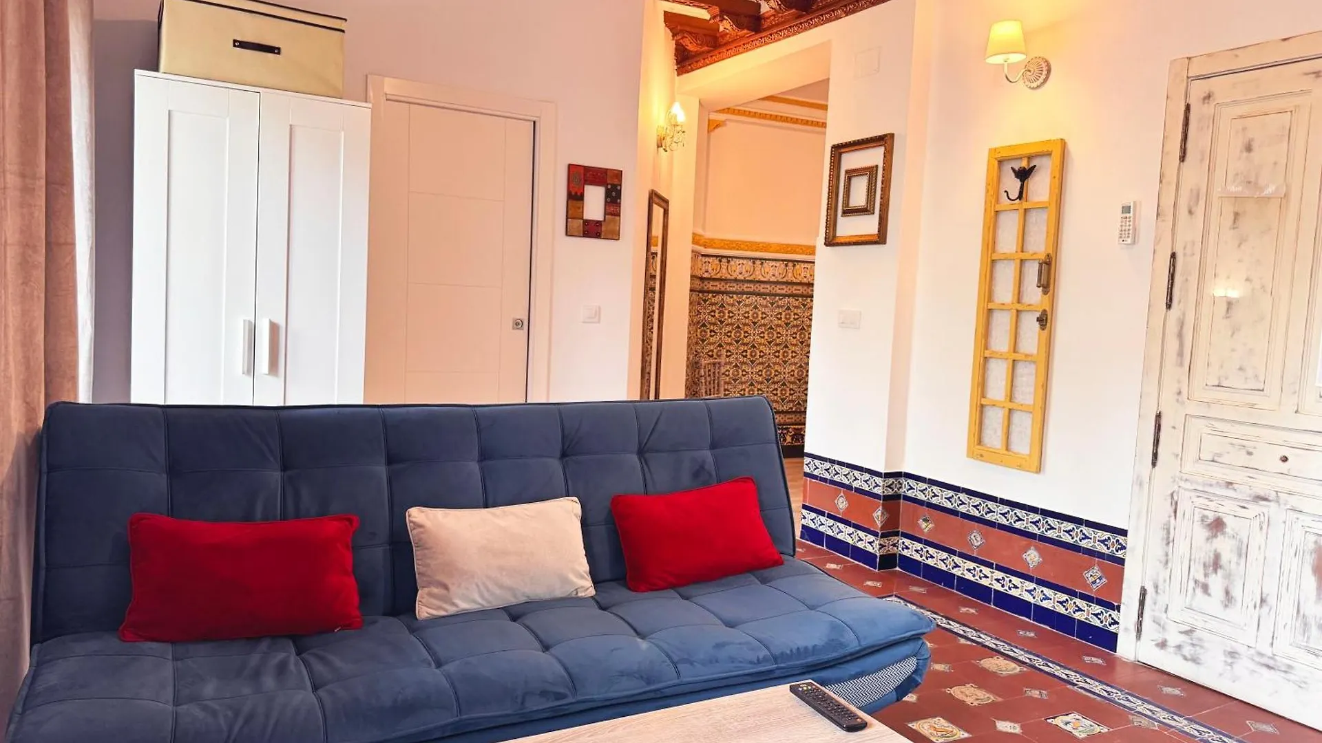 Palace House Hercules - Apartments Seville